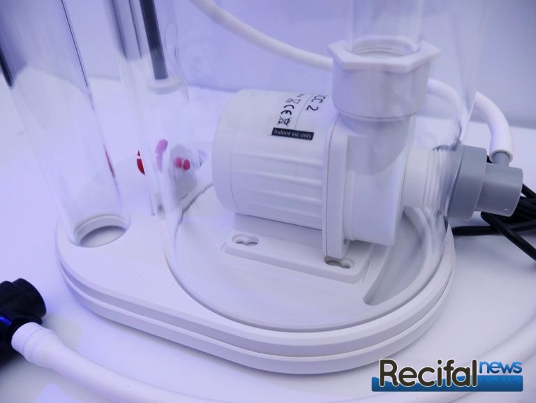 Unboxing écumeur Deltec 1000i - Récifal News