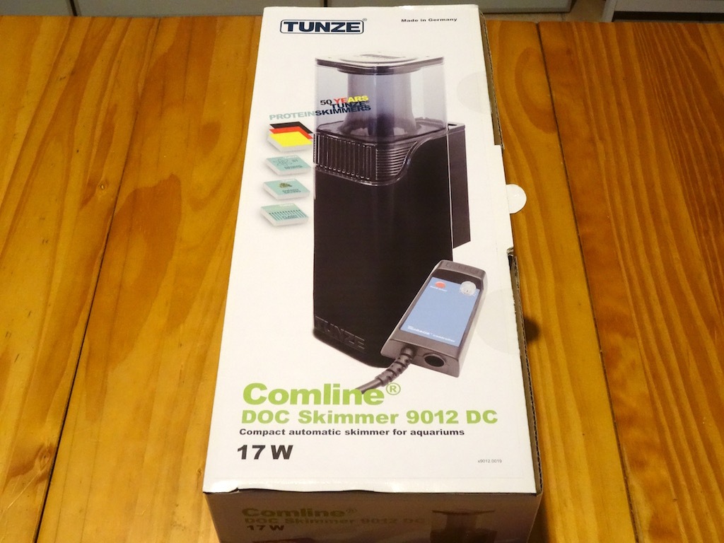 Introducing and unboxing of the Tunze Comline Doc Skimmer 9012 DC