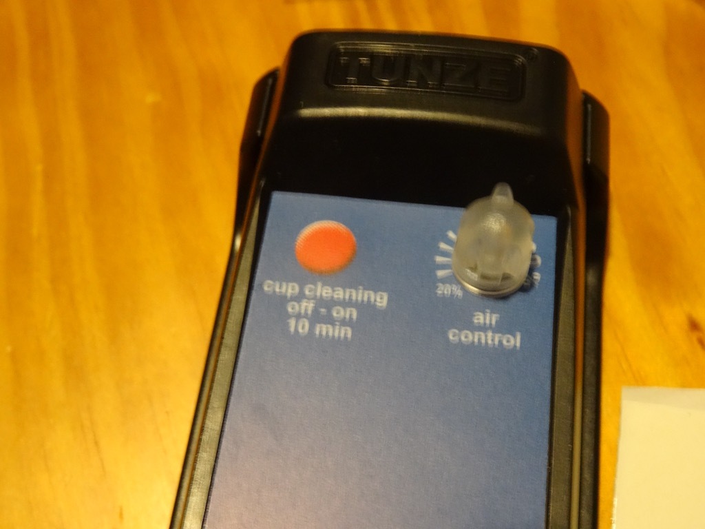tunze-comline-doc-skimmer-9012-dc-img08.jpg